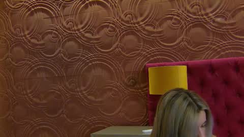 Snapshot of roxanne_joy chatting on 01-08-26, 05:32 Roxanne online show from 01-08-26, 05:32