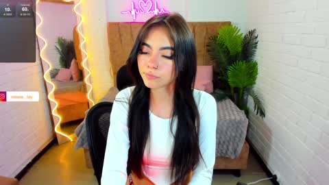 roxanne_tay online show from 01-08-25, 01:11