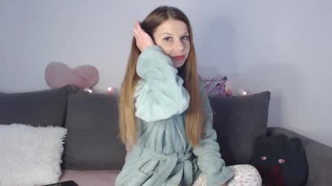 roxanneliss online show from 11-23-25, 02:28