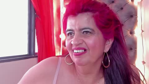 Snapshot of roxettemature chatting on 01-27-25, 05:48 RoxetteMature online show from 01-27-25, 05:48