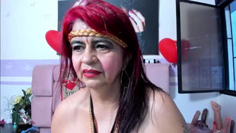 Snapshot of roxettemature chatting on 02-08-25, 11:44 RoxetteMature online show from 02-08-25, 11:44
