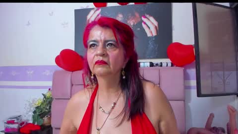 Snapshot of roxettemature chatting on 02-11-25, 11:32 RoxetteMature online show from 02-11-25, 11:32