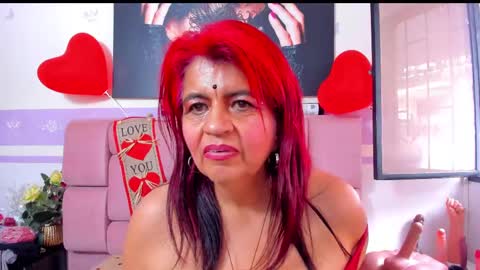 Snapshot of roxettemature chatting on 02-13-25, 02:42 RoxetteMature online show from 02-13-25, 02:42