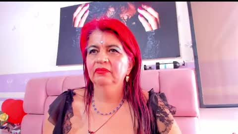 Snapshot of roxettemature chatting on 02-24-25, 02:37 RoxetteMature online show from 02-24-25, 02:37