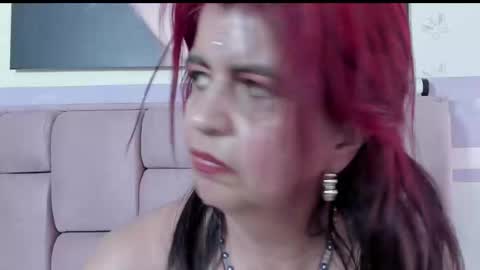 Snapshot of roxettemature chatting on 03-10-25, 02:59 RoxetteMature online show from 03-10-25, 02:59
