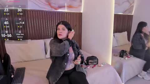 Roxie  online show from 09-30-25, 11:37