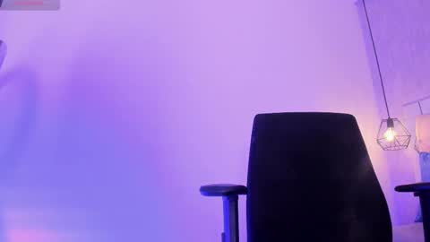 Roxie  online show from 02-17-25, 11:53