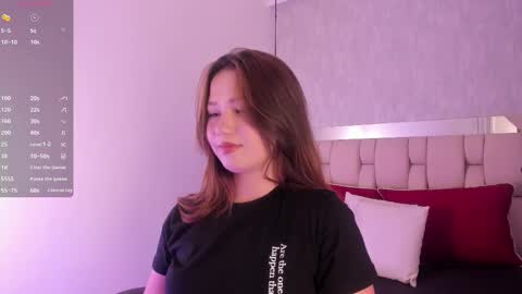 Roxie  online show from 03-04-25, 07:54