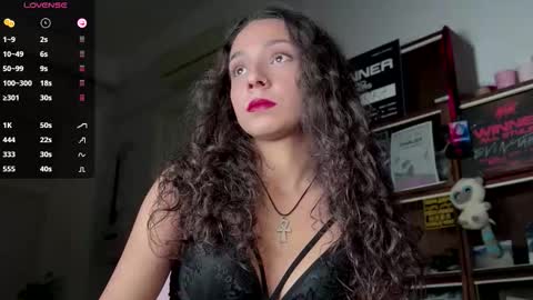 Snapshot of roxieflexie chatting on 12-14-25, 08:57 Roxie online show from 12-14-25, 08:57