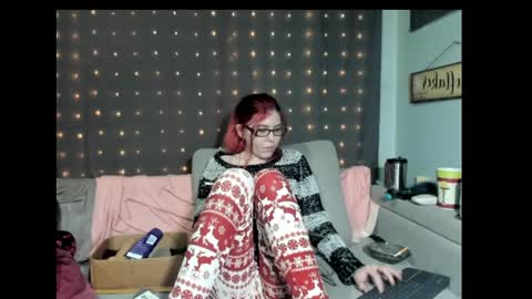 roxihazeleyes online show from 02-21-25, 10:50