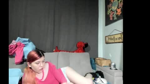 roxihazeleyes online show from 09-25-25, 04:54