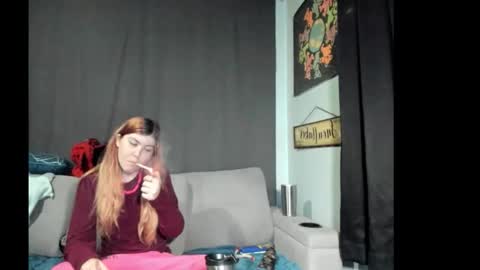 roxihazeleyes online show from 10-19-25, 02:01