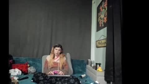 roxihazeleyes online show from 11-27-25, 10:17