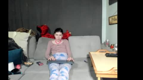 roxihazeleyes online show from 06-08-26, 02:39