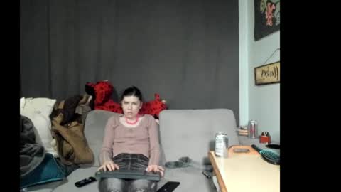roxihazeleyes online show from 06-09-26, 10:16