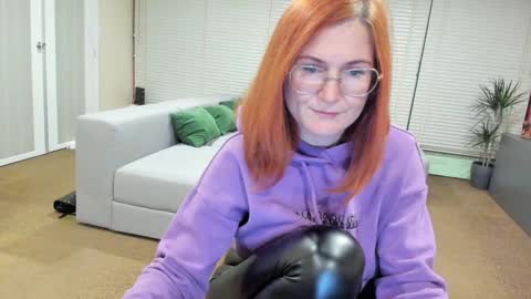 Snapshot of roxxxco chatting on 01-25-25, 10:39 Tatyana online show from 01-25-25, 10:39