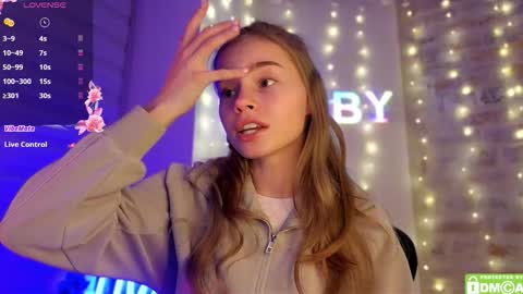 Snapshot of roxxxie_reid chatting on 02-06-26, 08:12 Roxieex ABBY online show from 02-06-26, 08:12