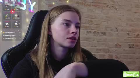 Snapshot of roxxxie_reid chatting on 03-10-26, 07:41 Roxieex ABBY online show from 03-10-26, 07:41