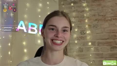 Snapshot of roxxxie_reid chatting on 04-02-26, 07:55 Roxieex ABBY online show from 04-02-26, 07:55