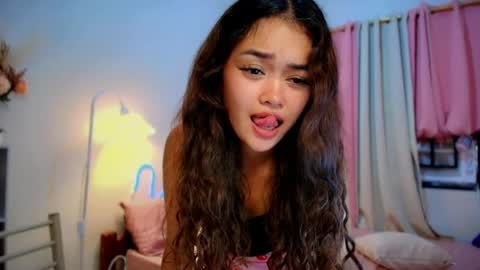 roxxy_blossom online show from 07-16-26, 03:56
