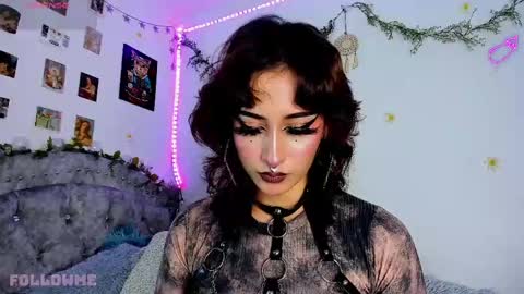 Roxxane online show from 03-10-25, 02:06