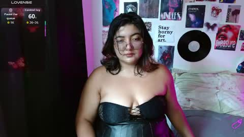 Roxana online show from 04-27-26, 06:17
