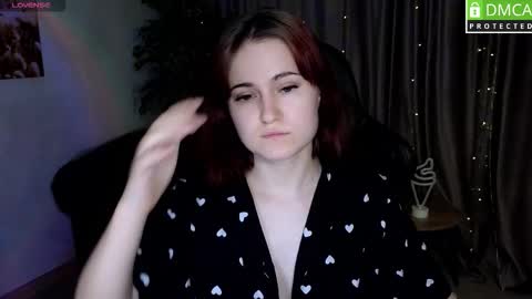 Roxy fiery online show from 10-19-25, 01:06