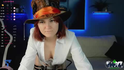 Roxy fiery online show from 10-26-25, 01:33