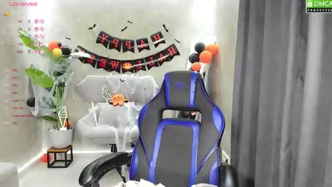 Roxy fiery online show from 11-07-25, 02:00