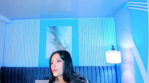 Snapshot of roxy_hell chatting on 11-28-25, 12:19 Roxy hell online show from 11-28-25, 12:19