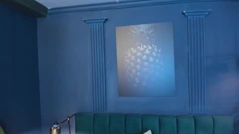 Snapshot of roxy_hell chatting on 12-17-25, 12:00 Roxy hell online show from 12-17-25, 12:00