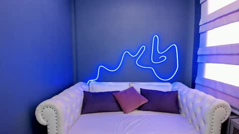 Roxy online show from 03-11-25, 07:58