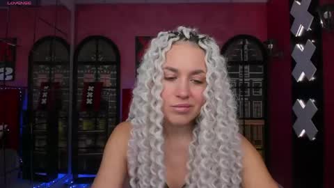 Snapshot of roxy_mars chatting on 05-19-26, 01:56 Roxy online show from 05-19-26, 01:56