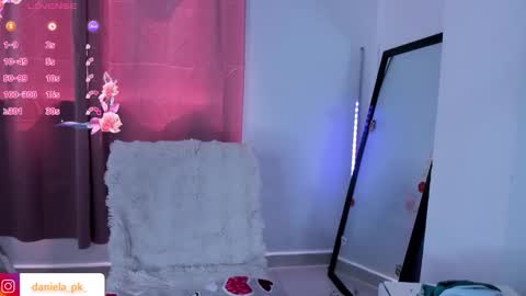 Snapshot of roxy_pk_ chatting on 03-07-26, 02:58 R O X Y online show from 03-07-26, 02:58