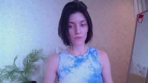 roxy_riot_ online show from 03-04-25, 04:27