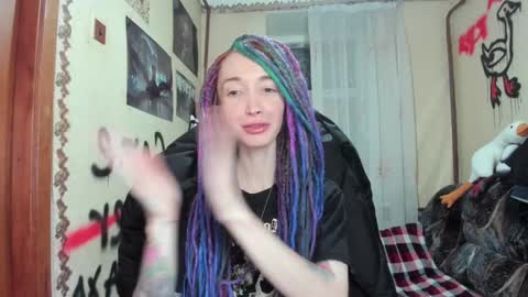 Snapshot of roxy_silver chatting on 12-05-24, 08:11 Roxy online show from 12-05-24, 08:11