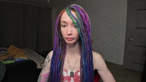 Snapshot of roxy_silver chatting on 12-06-24, 02:24 Roxy online show from 12-06-24, 02:24
