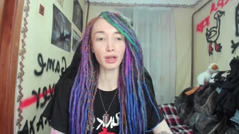 Snapshot of roxy_silver chatting on 12-20-24, 08:01 Roxy online show from 12-20-24, 08:01