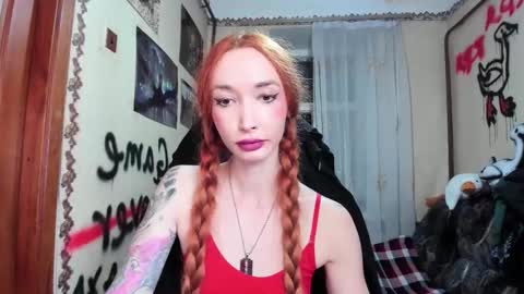Snapshot of roxy_silver chatting on 09-08-25, 09:03 Roxy online show from 09-08-25, 09:03