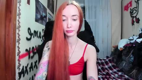Snapshot of roxy_silver chatting on 10-04-25, 09:02 Roxy online show from 10-04-25, 09:02