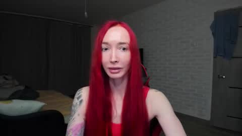 Snapshot of roxy_silver chatting on 02-09-26, 01:42 Roxy online show from 02-09-26, 01:42