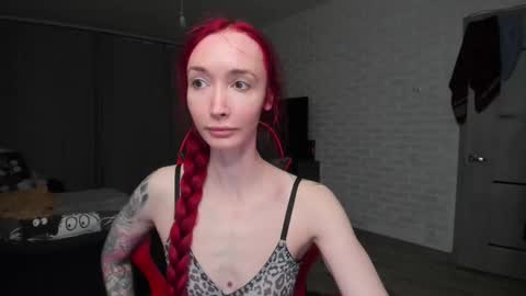 Snapshot of roxy_silver chatting on 03-05-26, 11:56 Roxy online show from 03-05-26, 11:56