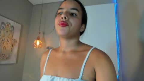 roxy_stone1 online show from 06-06-26, 06:56