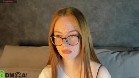 Snapshot of roxy_sunny chatting on 09-22-25, 08:16 Roxy GMT2 Mon 10 AM - 4 PMTue 10 AM - 4 PM Wed 10 AM - 4 PM Sat 10 AM - 4 PM Sun 10 AM - 4 PM. online show from 09-22-25, 08:16