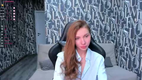 roxy_the_daedevill online show from 12-18-24, 04:42