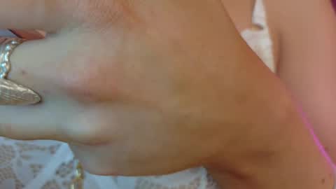 Snapshot of roxynyes chatting on 09-26-25, 02:04 Roxy Nyes online show from 09-26-25, 02:04