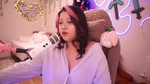 roxysuh online show from 10-10-25, 08:13