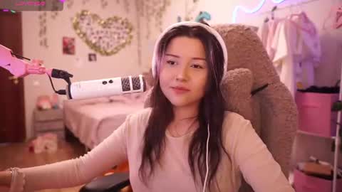 roxysuh online show from 07-24-26, 08:34