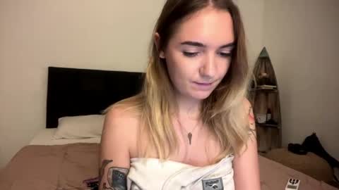 Roxy online show from 04-19-26, 06:10