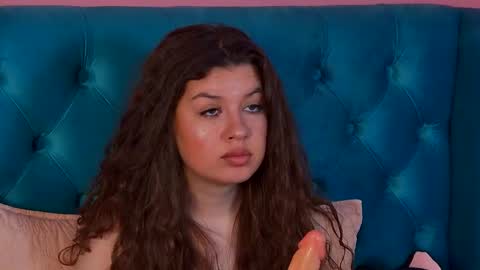 Roxy online show from 04-22-26, 02:07